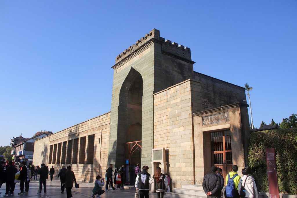 泉州の清浄寺(イスラム教のモスク)の石造りの門